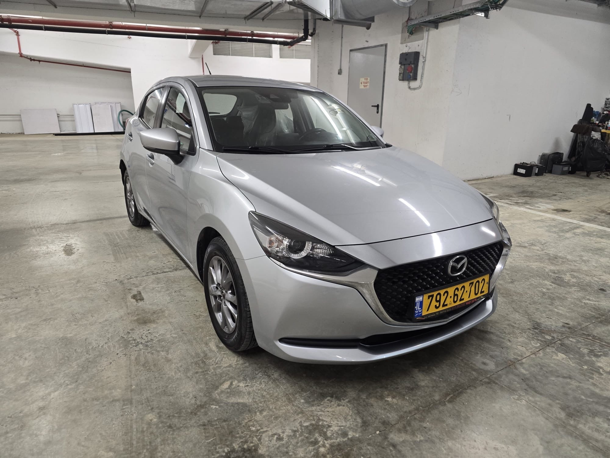 2021 MAZDA 2 Dynamic
