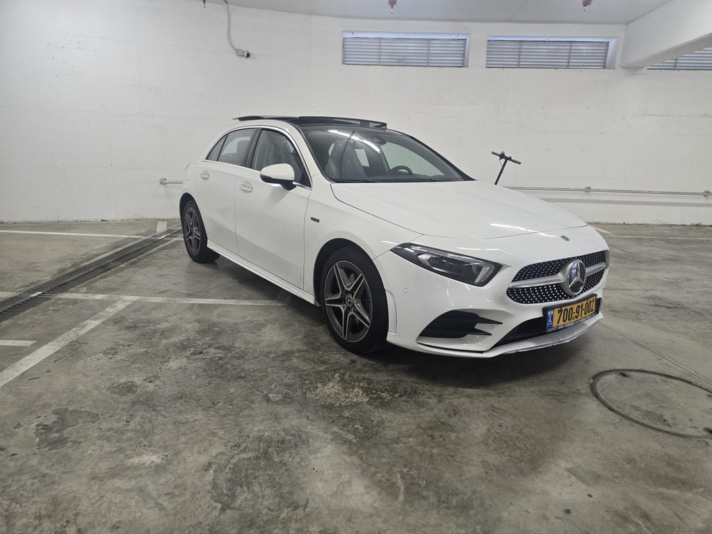 2021 Mercedes Benz A250e