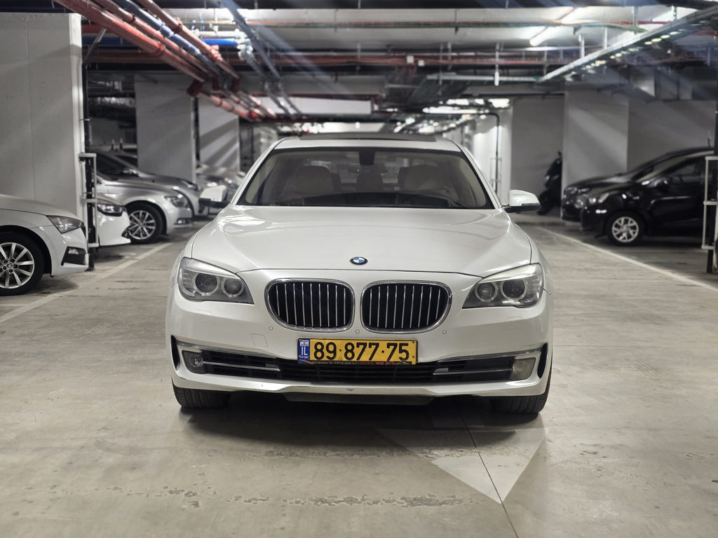 2013 BMW 740
