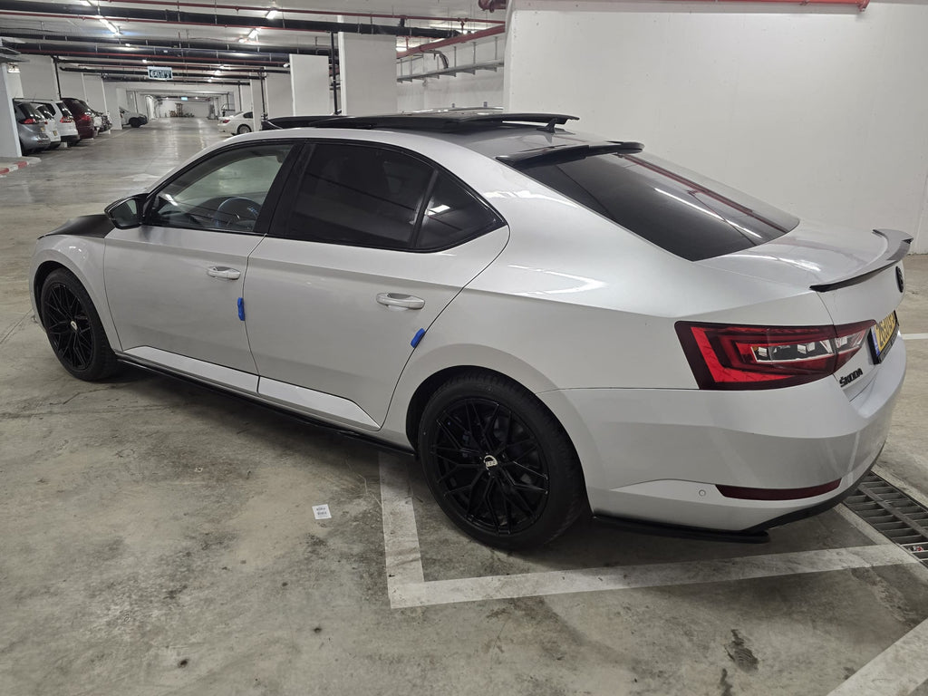 2016 SKODA Superb