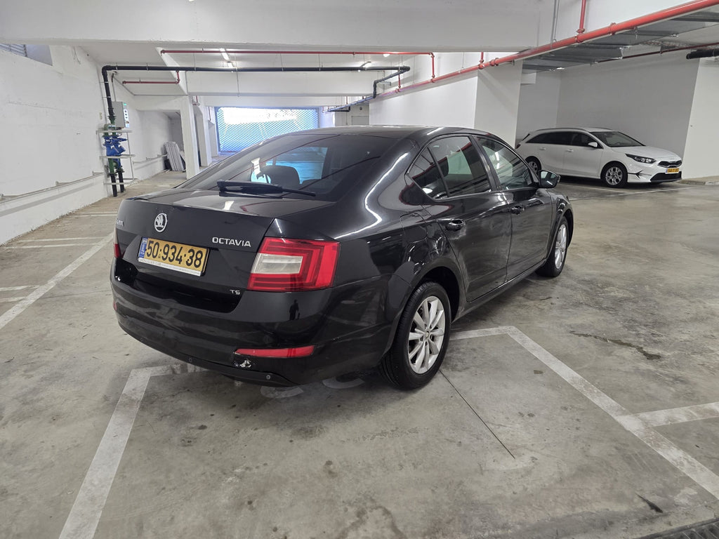 2016 SKODA Octavia