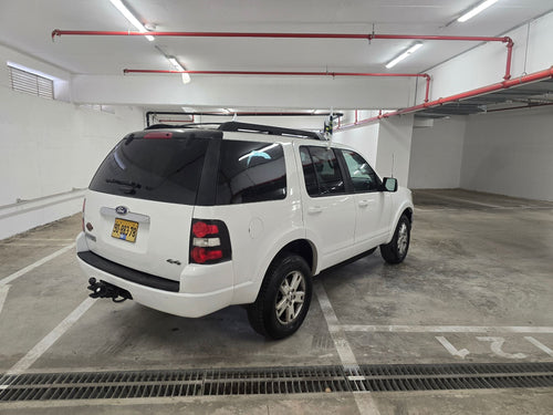 2010 FORD Explorer