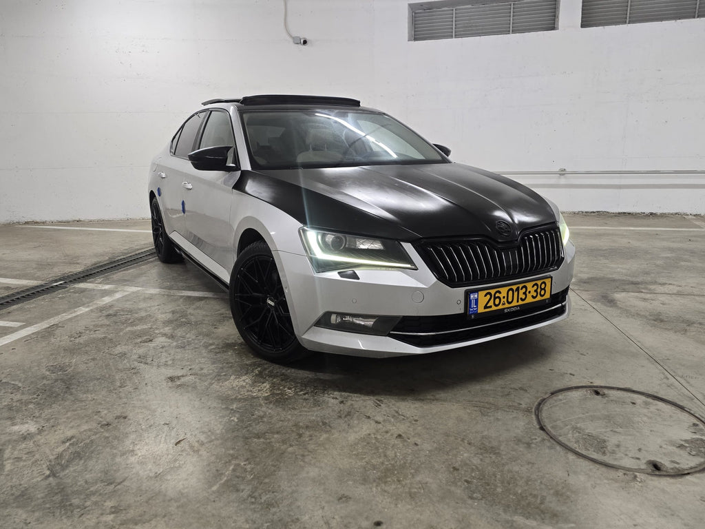 2016 SKODA Superb