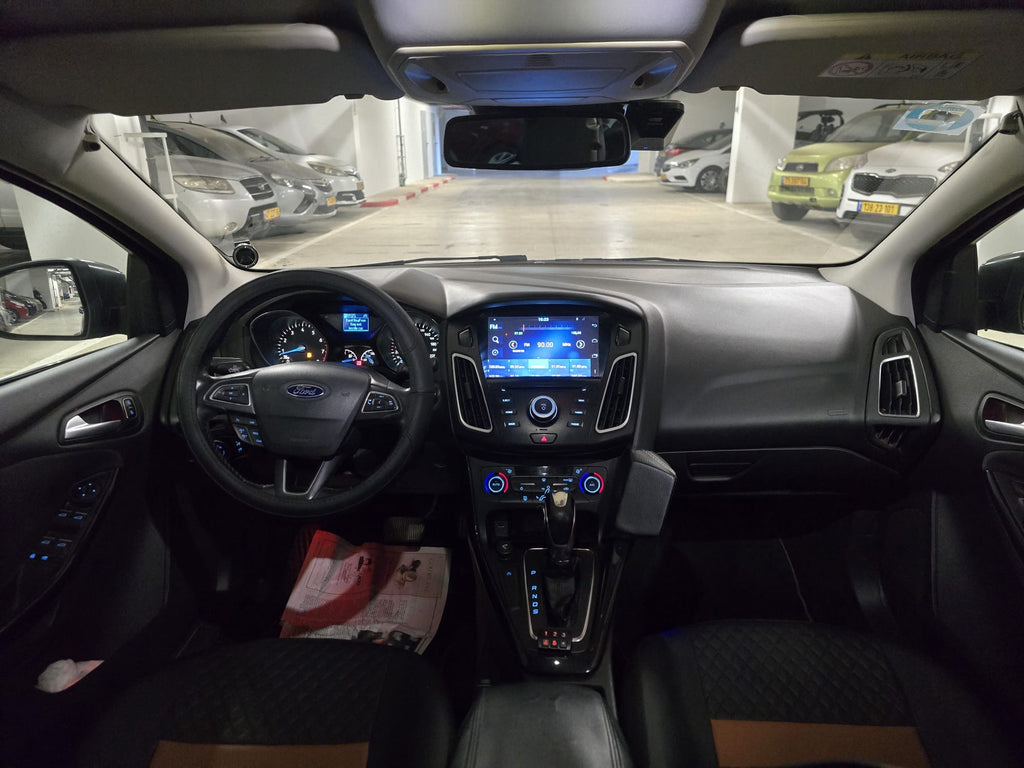 2017 Ford Focus Titanium