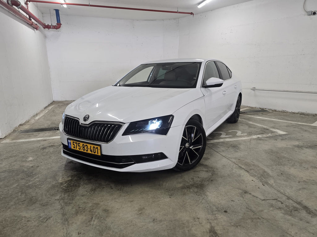 2018 SKODA Superb Style