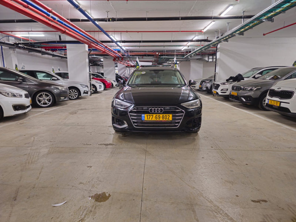 2020 Audi A4 Advanced