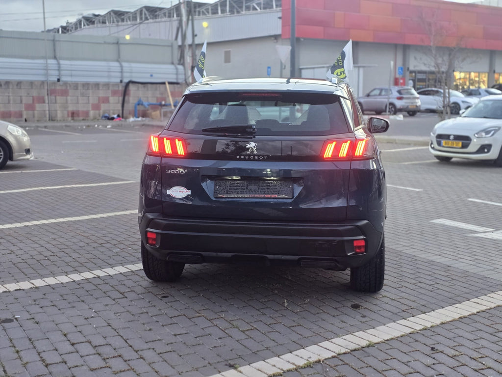 2021  Peugeot 3008 Active