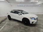 2020 GLA 200 Mercedes Benz