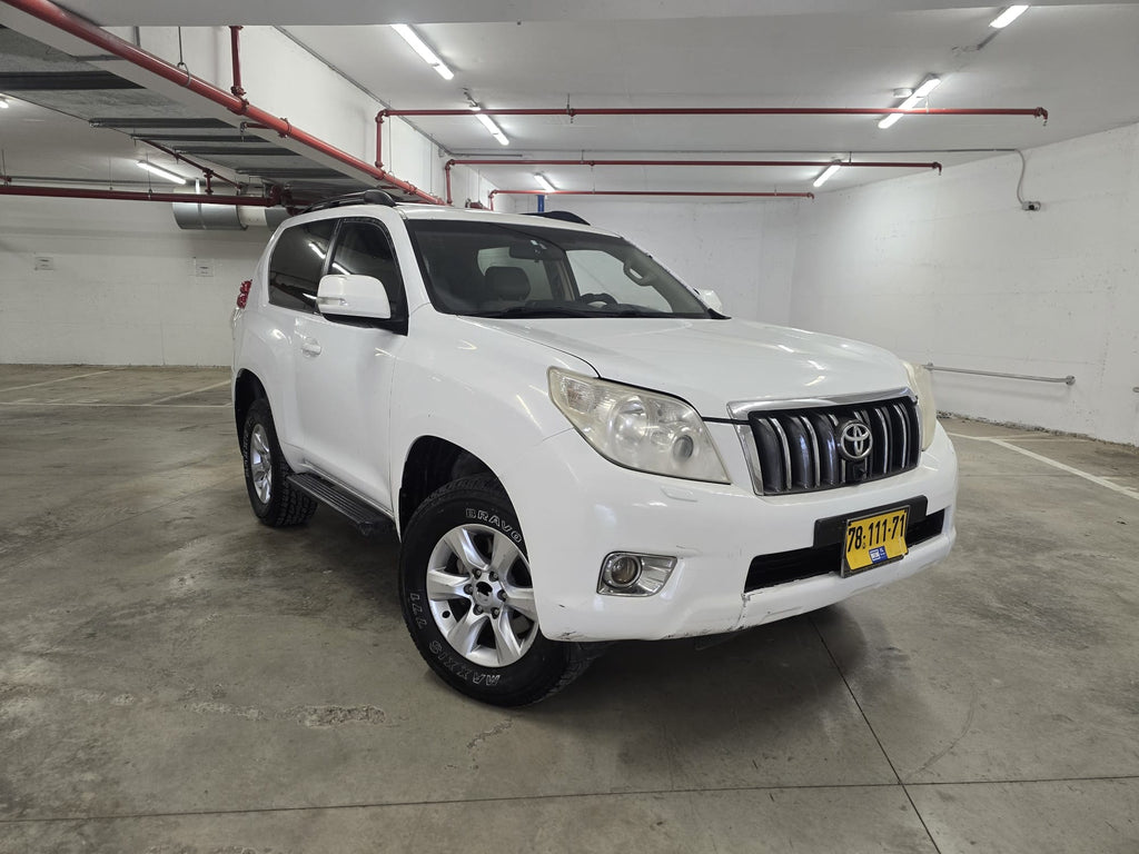 2010 Toyota Land Cruiser Select