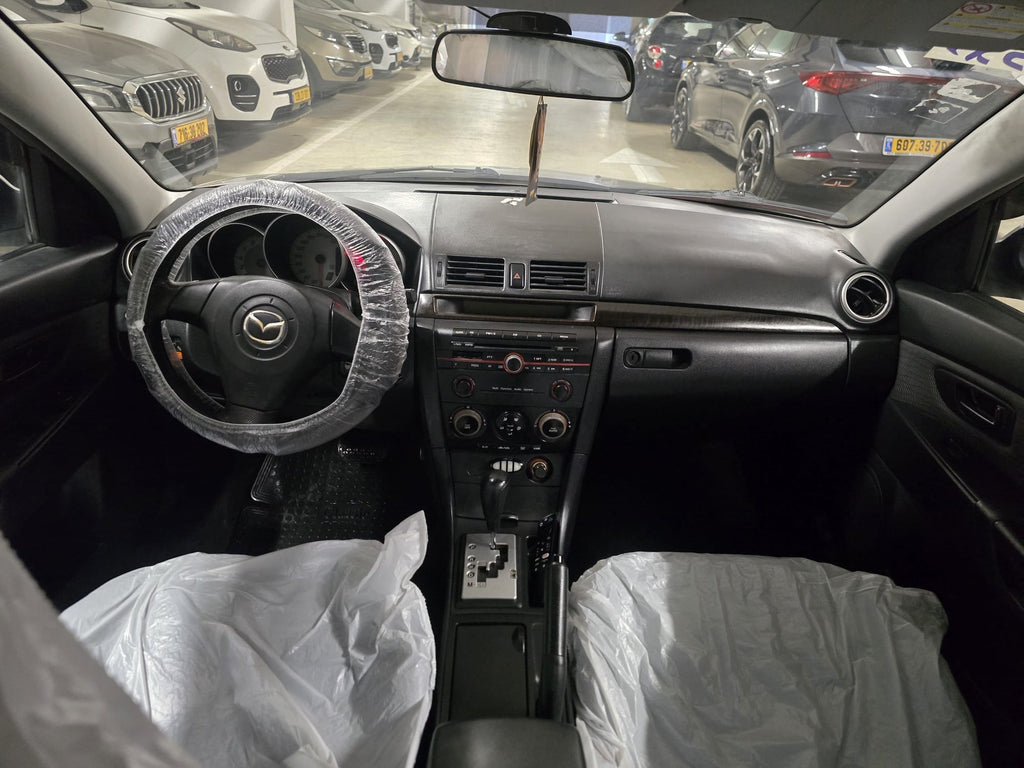 2009 Mazada Comfort 3