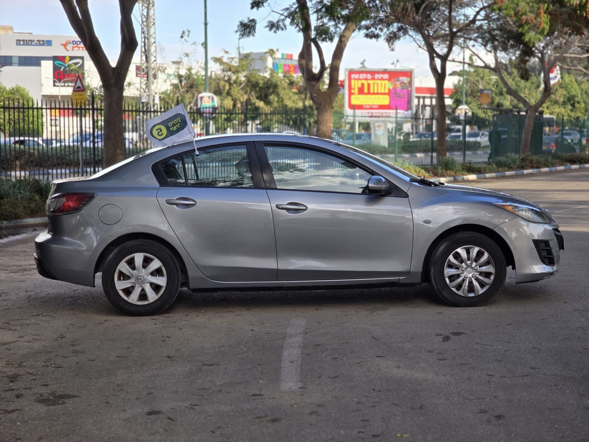 מאזדה 3 אקטיב