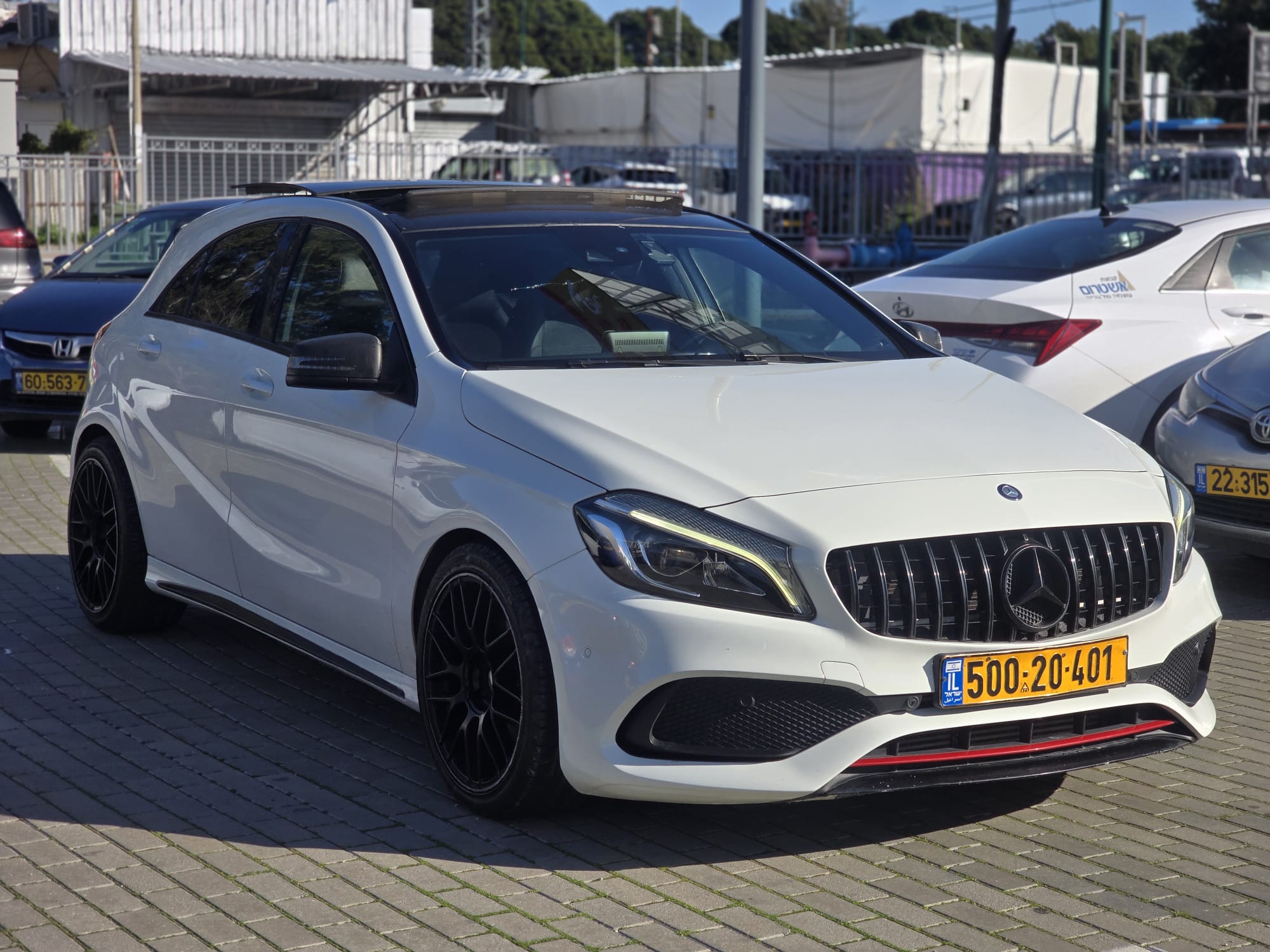 מרצדס בנז A-250 AMG