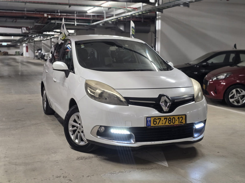 2020 Renault Grand Sceiec