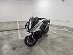 2017 AK 550