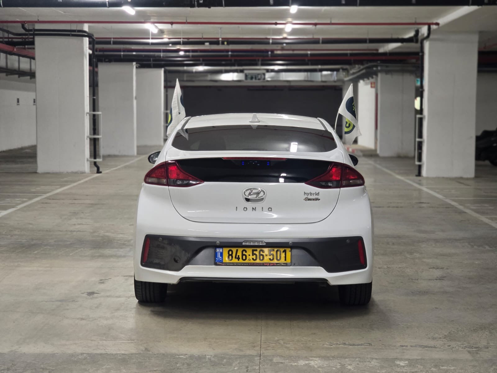 יונדאי איוניק פרימיום FL