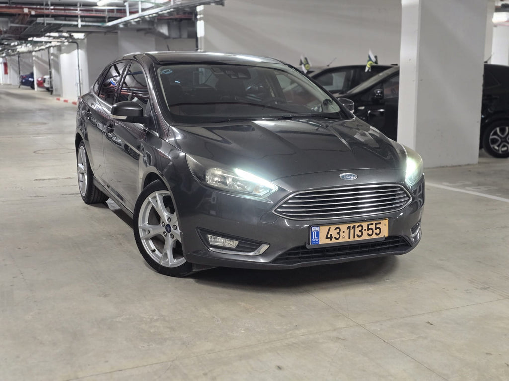 2017 Ford Focus Titanium