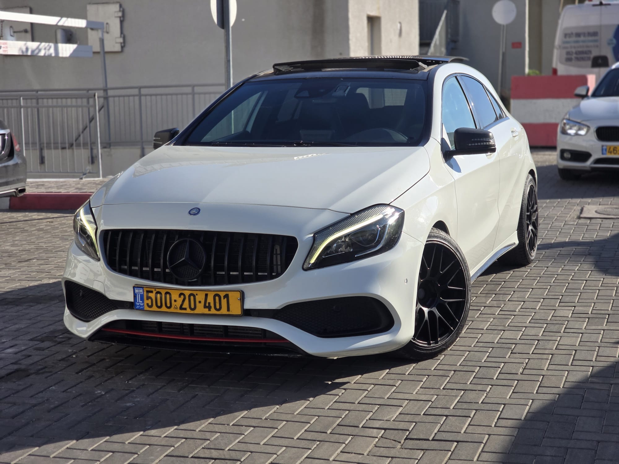 מרצדס בנז A-250 AMG